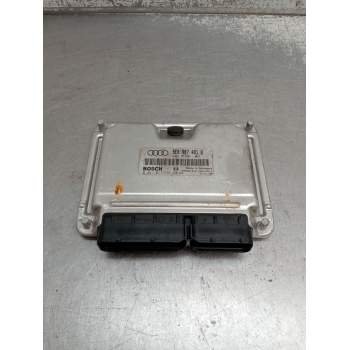 CENTRALITA MOTOR UCE 0281011135 8E0907401Q 1039S01812 EDC15UM 2001
