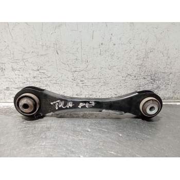 BRAZO SUSPENSION SUPERIOR TRASERO DERECHO 6792517 320D 2015