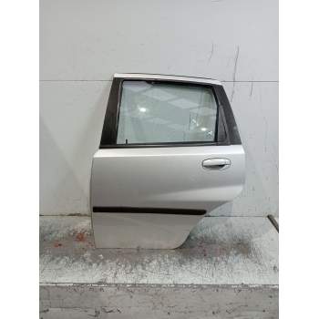 PUERTA TRASERA IZQUIERDA 5P 2005
