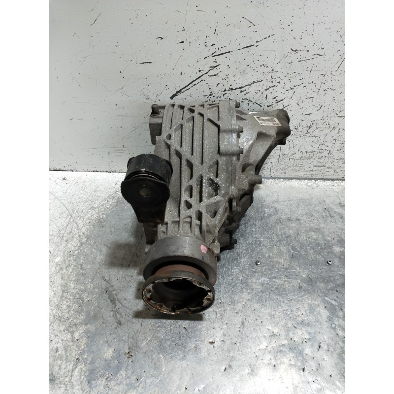 Recambio de diferencial trasero para maserati ghibli diesel referencia OEM IAM 670030134  R=2 , 80