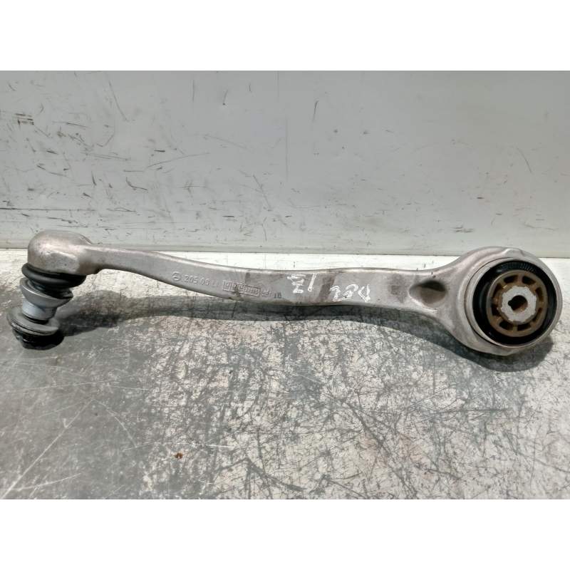 Recambio de brazo suspension inferior delantero izquierdo para mercedes-benz clase c (w205) lim. referencia OEM IAM 20500LI  