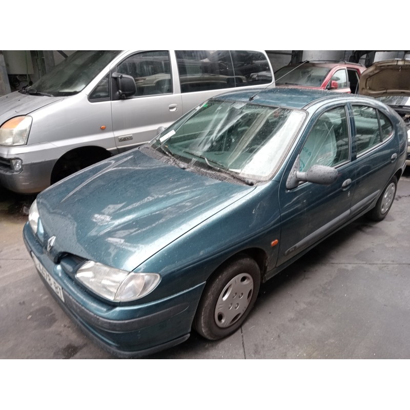 renault megane i berlina hatchback (ba0) del año 1996