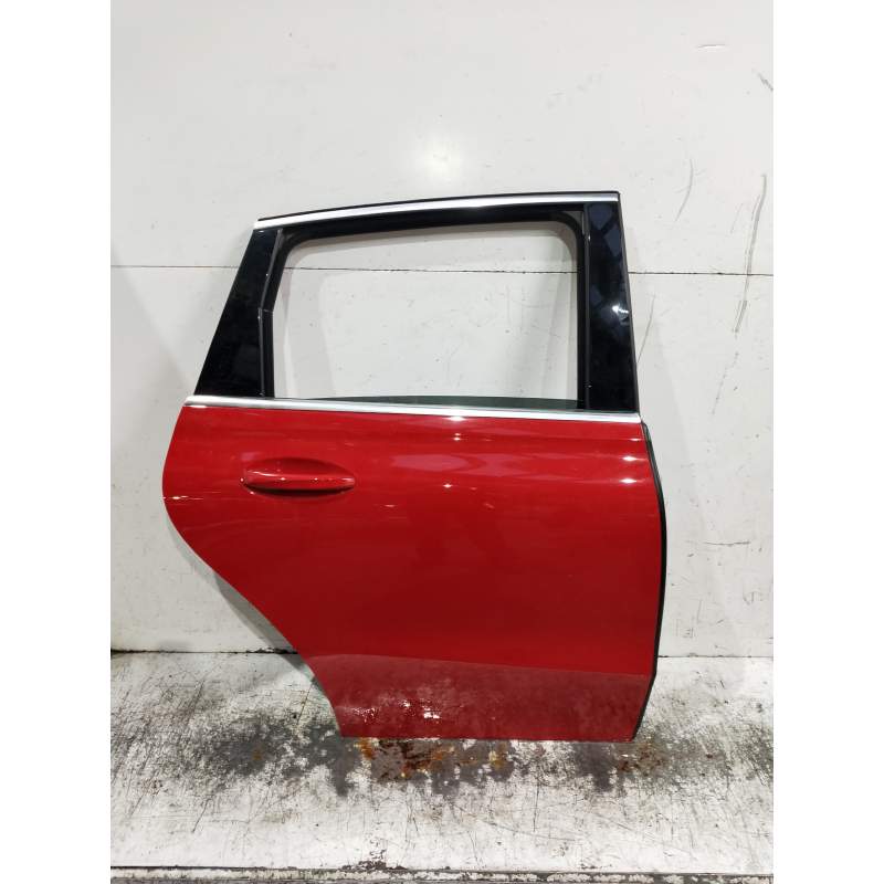 Recambio de puerta trasera derecha para mercedes-benz clase b (w247) b 200 d referencia OEM IAM   5P