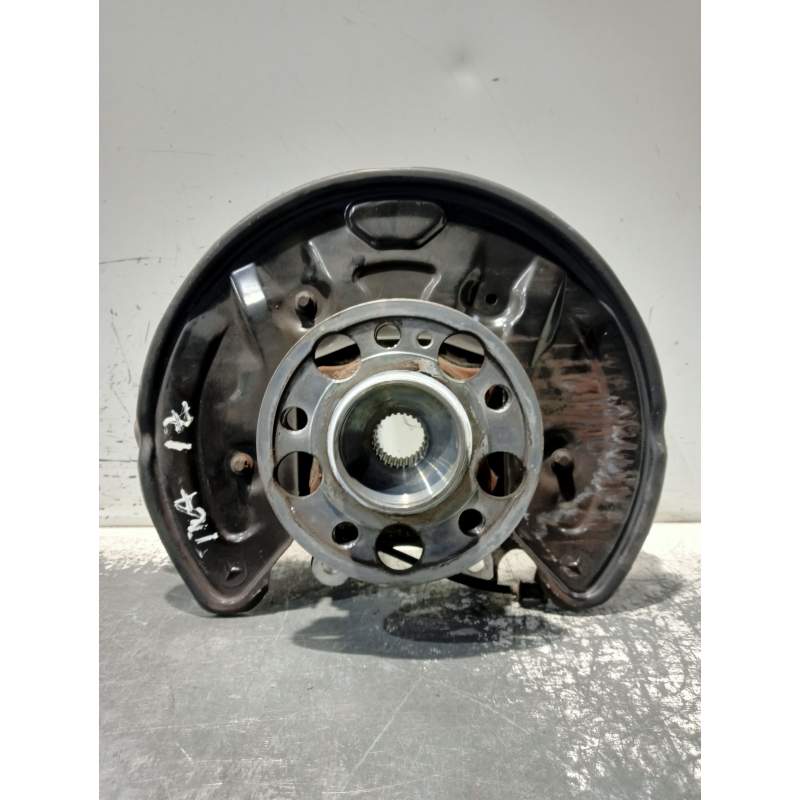 Recambio de mangueta trasera izquierda para mercedes-benz clase c (w205) lim. referencia OEM IAM A2055467380  