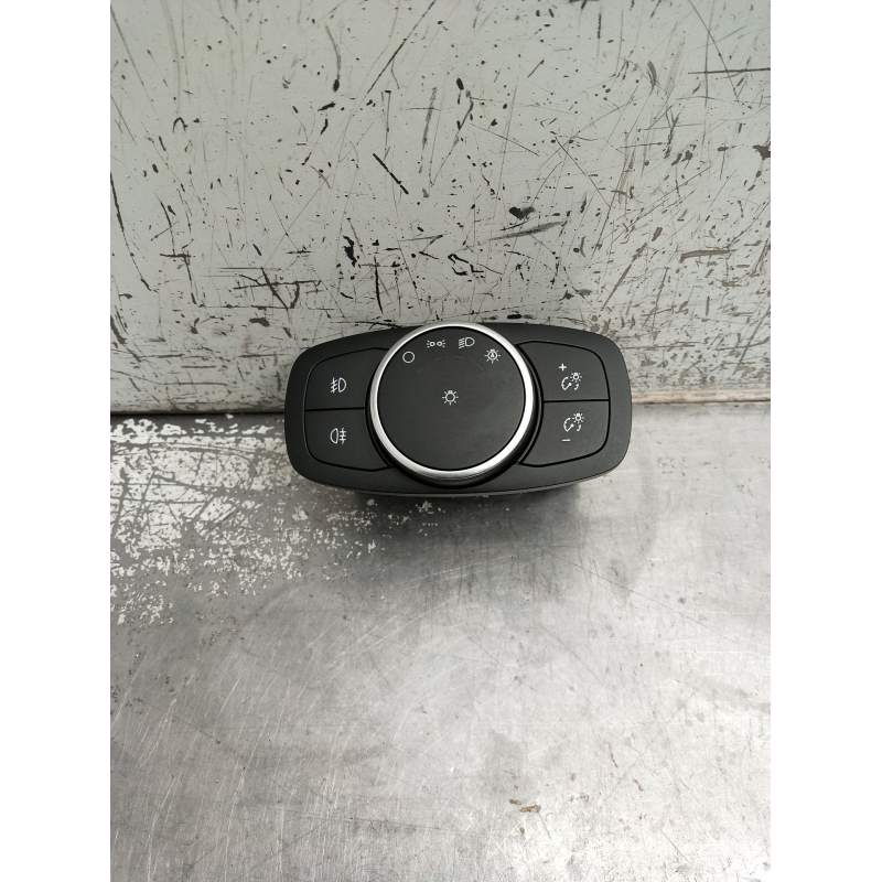 Recambio de mando luces para ford puma referencia OEM IAM 1050797500 INTERRUPTOR 2019
