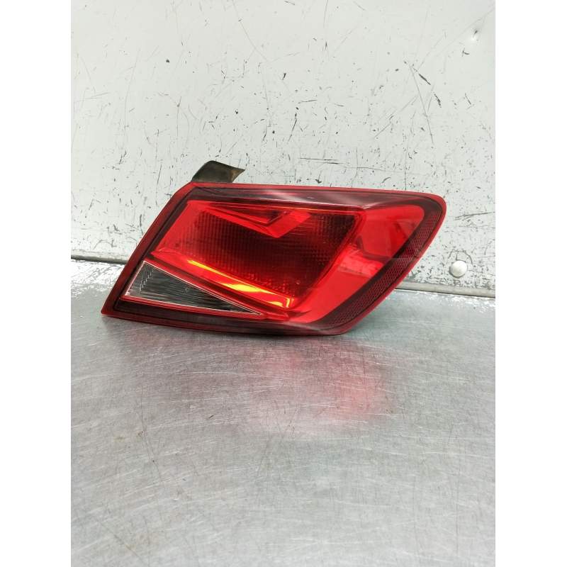 Recambio de piloto trasero derecho para seat leon (5f1) 1.6 tdi referencia OEM IAM 5F0945096D 90042860 