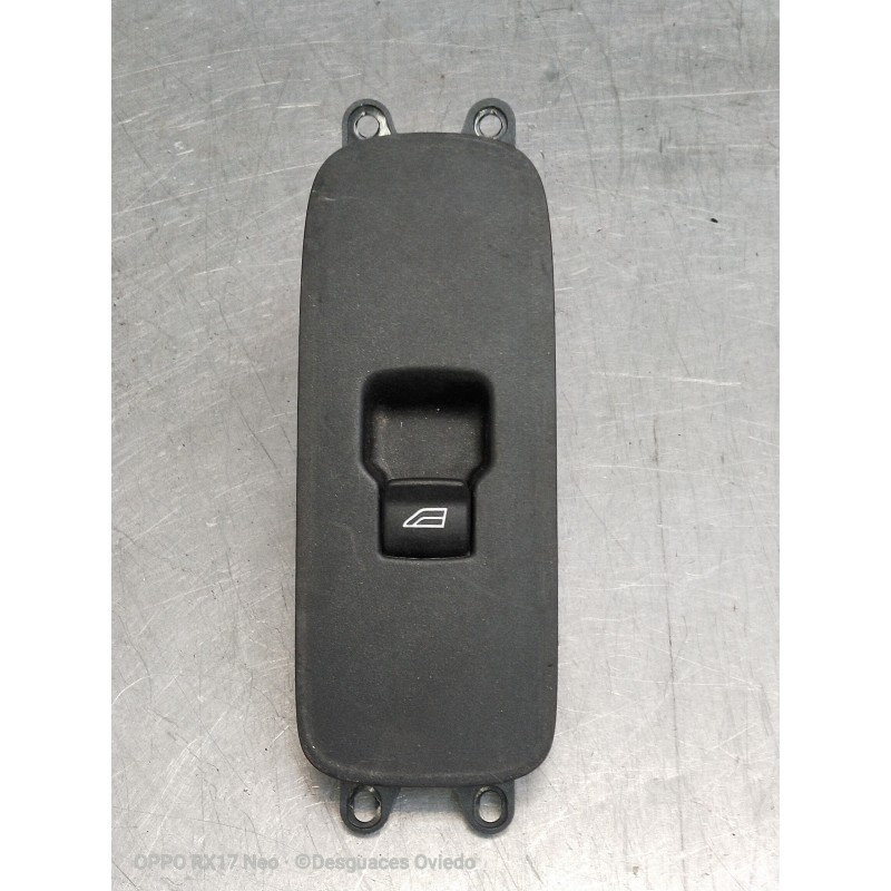 Recambio de mando elevalunas delantero derecho para volvo s40 berlina 1.8 kinetic referencia OEM IAM 30658448  