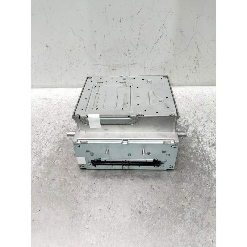 Recambio de sistema audio / radio cd para mercedes-benz clase c (w205) lim. referencia OEM IAM A2059008117  