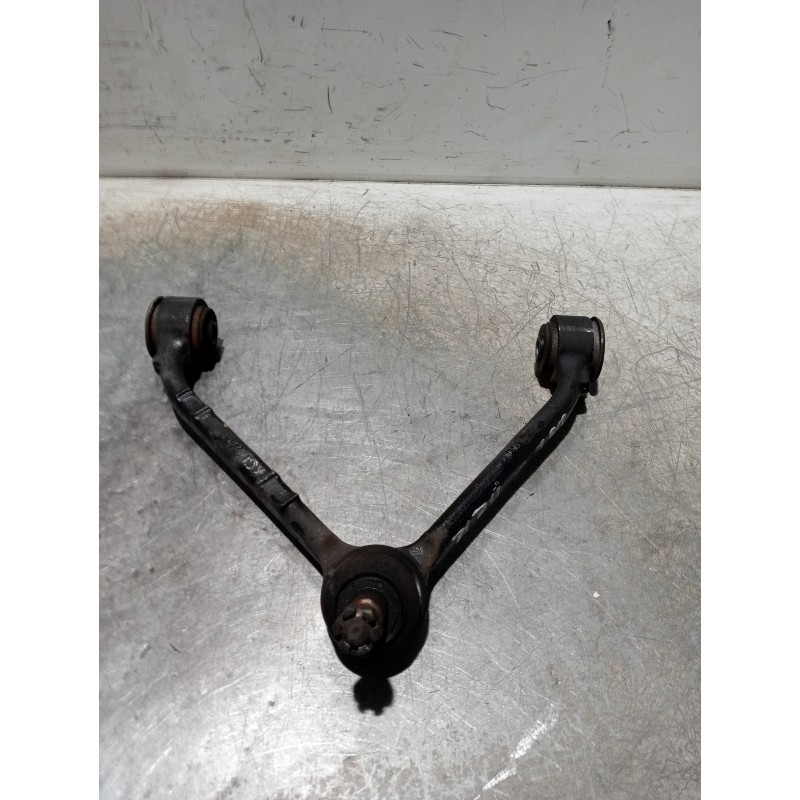 Recambio de brazo suspension superior delantero derecho para ssangyong rexton w limited 4wd referencia OEM IAM   