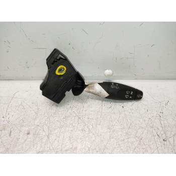 MANDO LUCES YC1T17A553BC 
