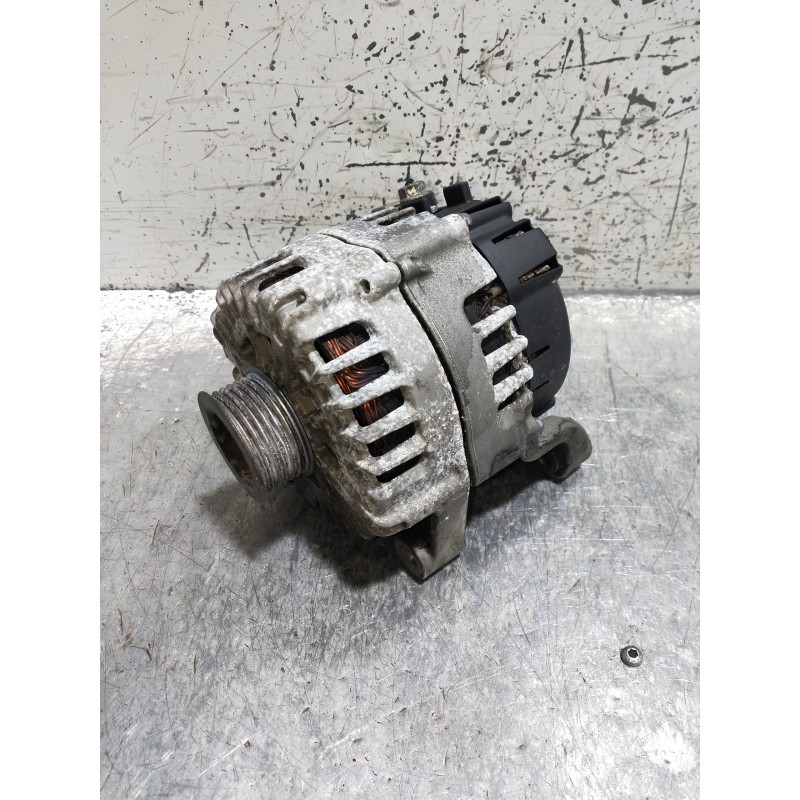 Recambio de alternador para bmw serie 5 lim. (f10) 530d xdrive referencia OEM IAM 8515754AI01  VALEO