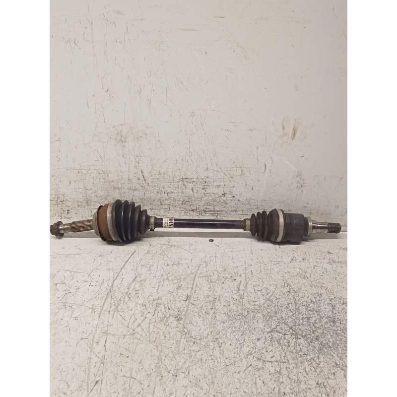 Recambio de transmision delantera izquierda para toyota yaris active referencia OEM IAM 434200D32B 13G 2014