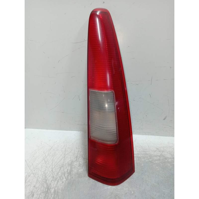 Recambio de piloto trasero derecho para volvo v70 familiar 2.4 turbo cat referencia OEM IAM 9169473  