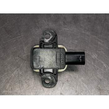 SENSOR A1668210351 56054084AA Q022583504