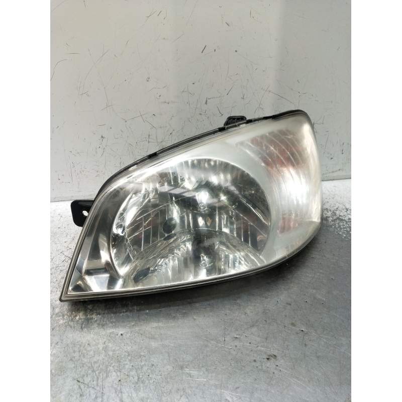 Recambio de faro izquierdo para hyundai getz (tb) 1.1 referencia OEM IAM   2002