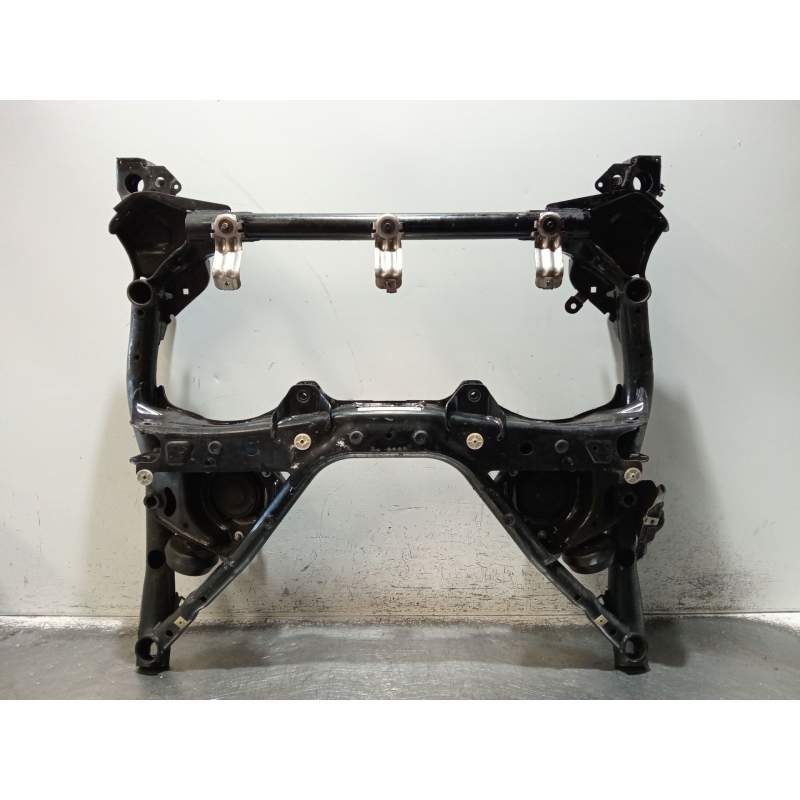 Recambio de puente delantero para bmw 3 (f30, f80) 318 d referencia OEM IAM  cuna 2015