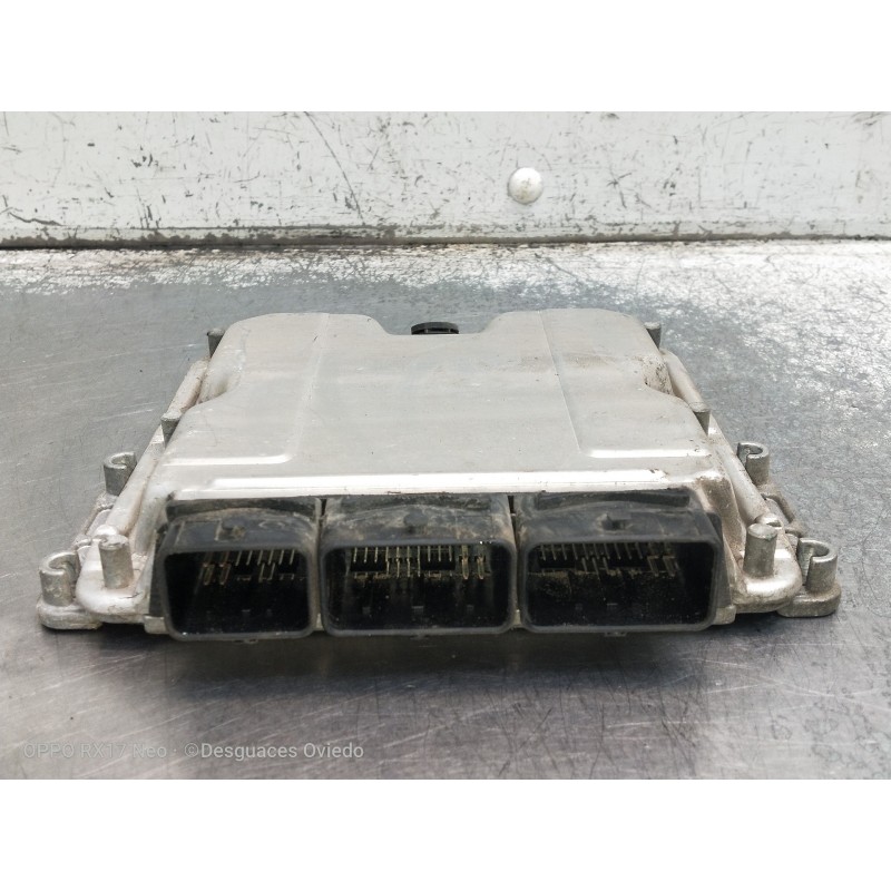 Recambio de centralita motor uce para renault trafic combi (ab 4.01) 29 ln combi9 acristalado referencia OEM IAM 0281010632 HOM8