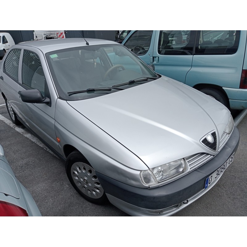 alfa romeo 146 del año 1998