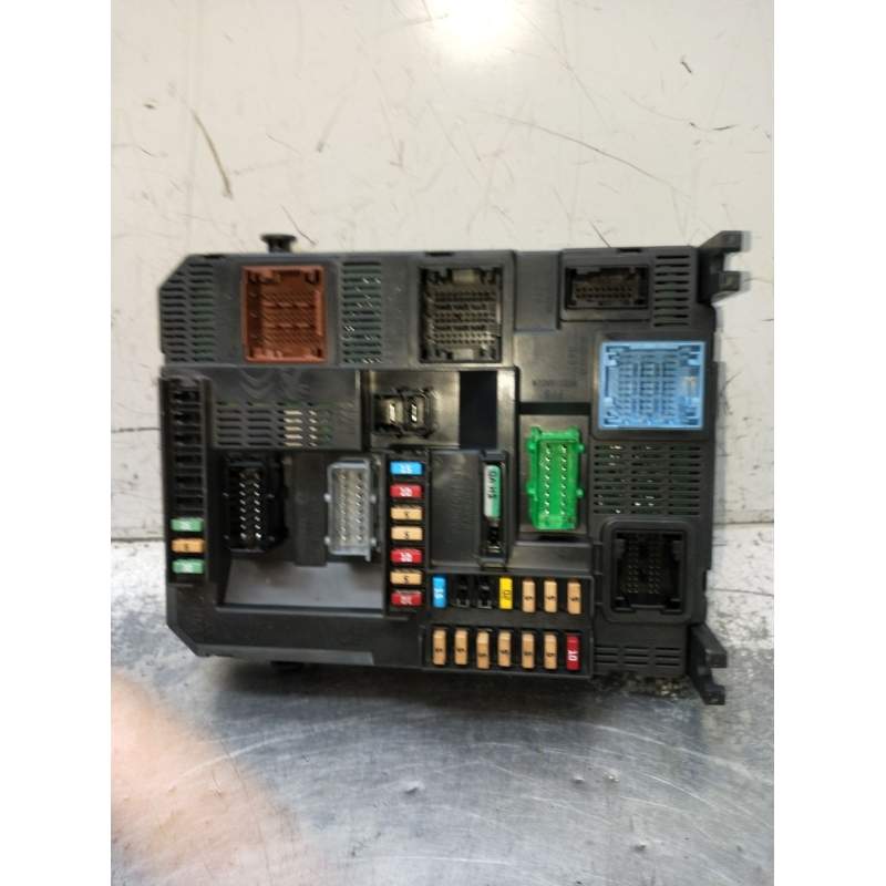 Recambio de caja reles / fusibles para peugeot 2008 (--.2013) active referencia OEM IAM 9807531680 BSIN0200 20160614 2016