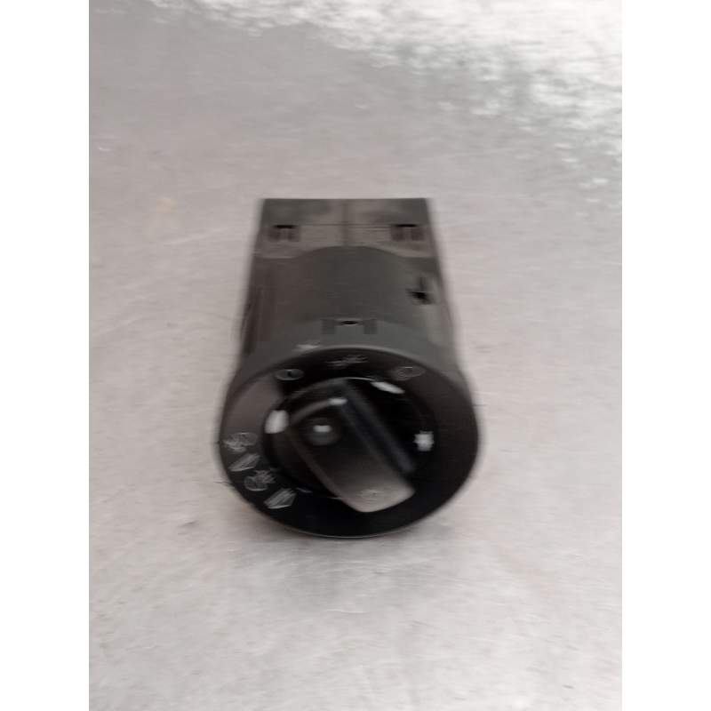 Recambio de mando luces para audi a4 b7 avant (8ed) 2.0 tdi 16v referencia OEM IAM 8E0941531C INTERRUPTOR 2005
