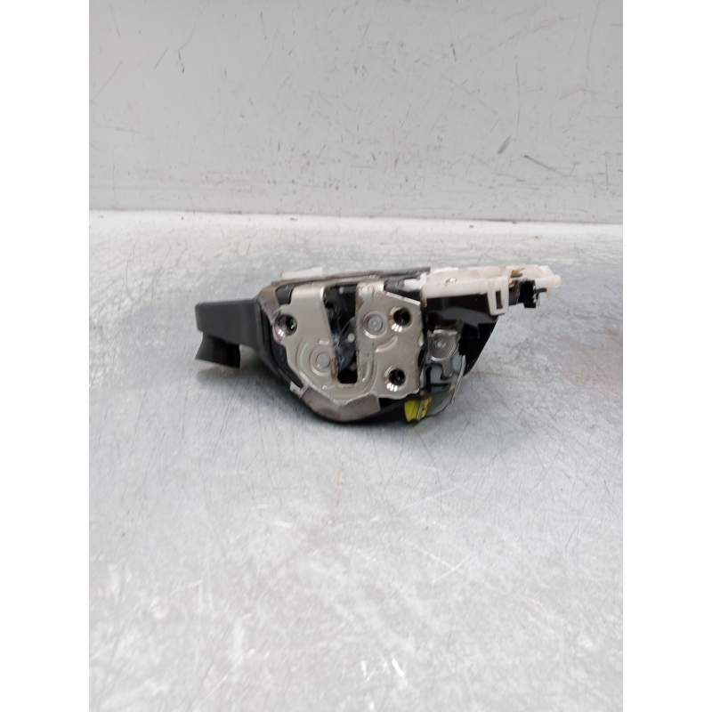 Recambio de motor cierre centralizado delantero izquierdo para toyota yaris active referencia OEM IAM  5p 2014