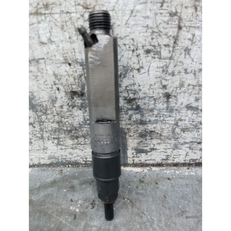 Recambio de inyector para seat leon (1m1) 1.9 tdi referencia OEM IAM 038130202A 0432193595 BOSCH