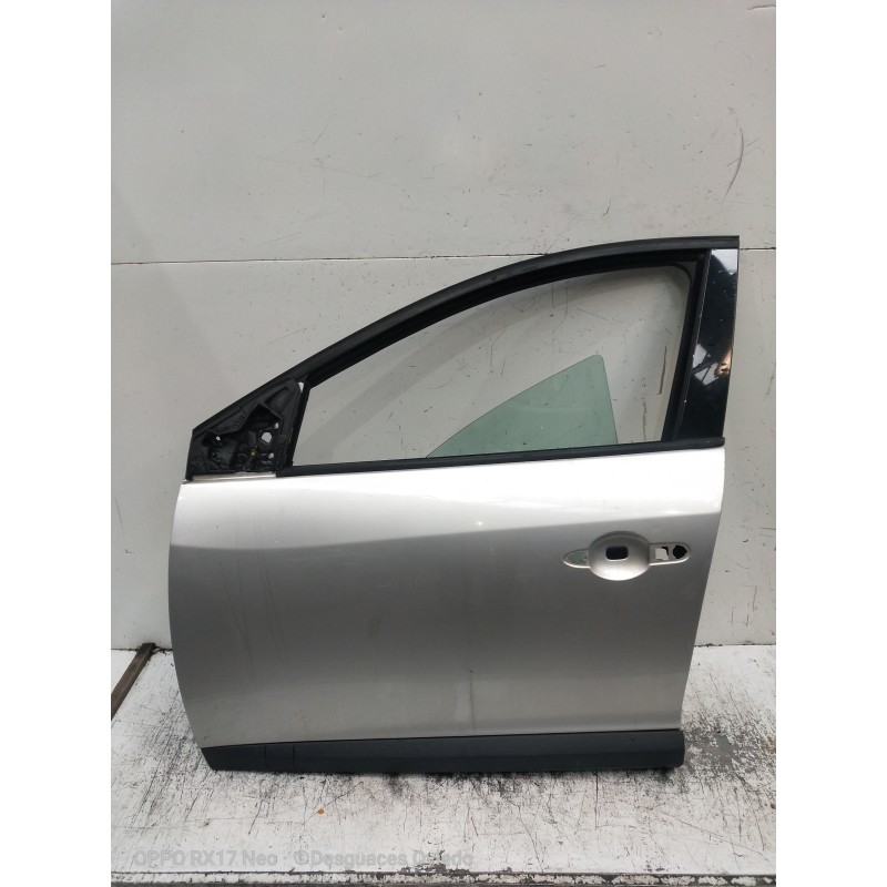 Recambio de puerta delantera izquierda para renault megane iii sport tourer dynamique referencia OEM IAM   5P