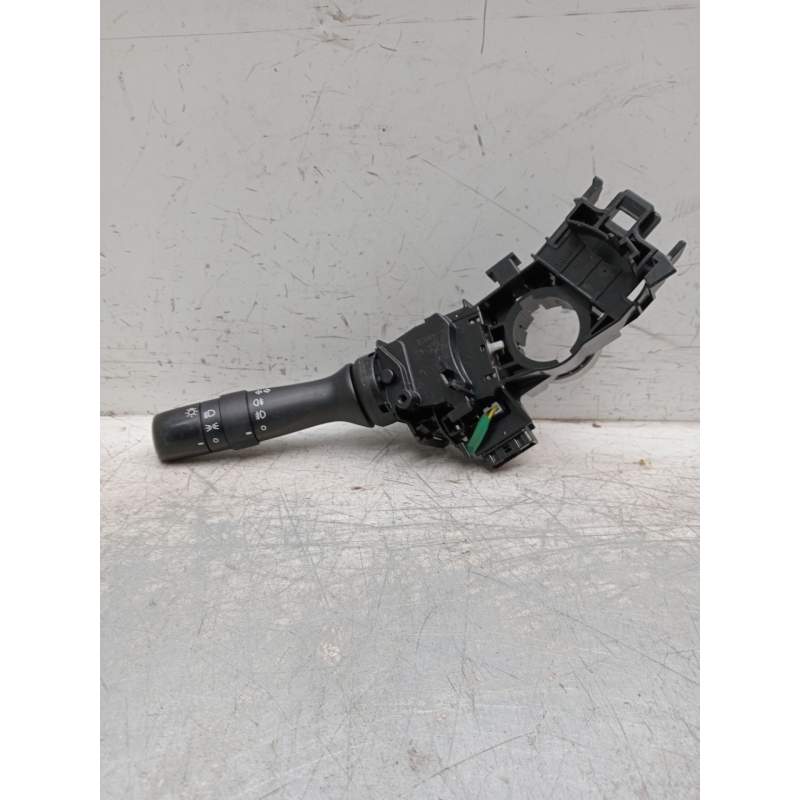 Recambio de mando luces para toyota yaris active referencia OEM IAM 0d300 17f938  2014