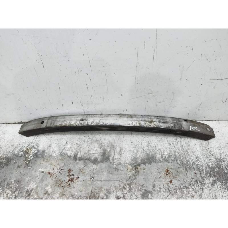 Recambio de refuerzo paragolpes delantero para land rover freelander referencia OEM IAM CH1886  