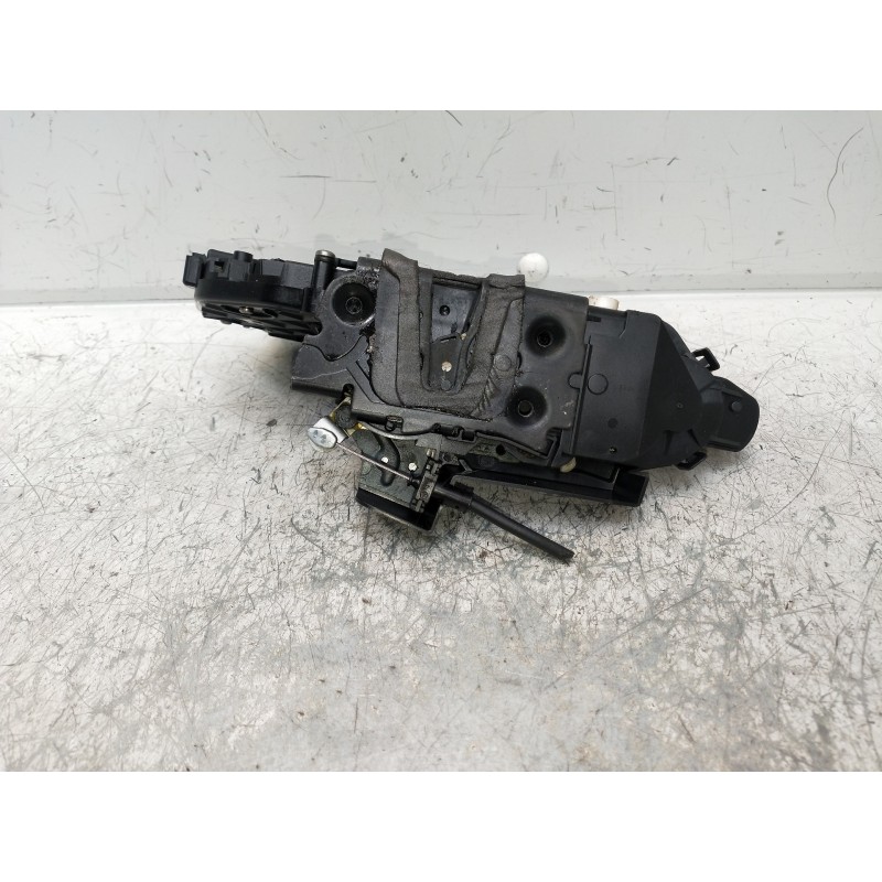 Recambio de motor cierre centralizado trasero derecho para land rover range rover sport v6 td s referencia OEM IAM 8X2A26412AC  