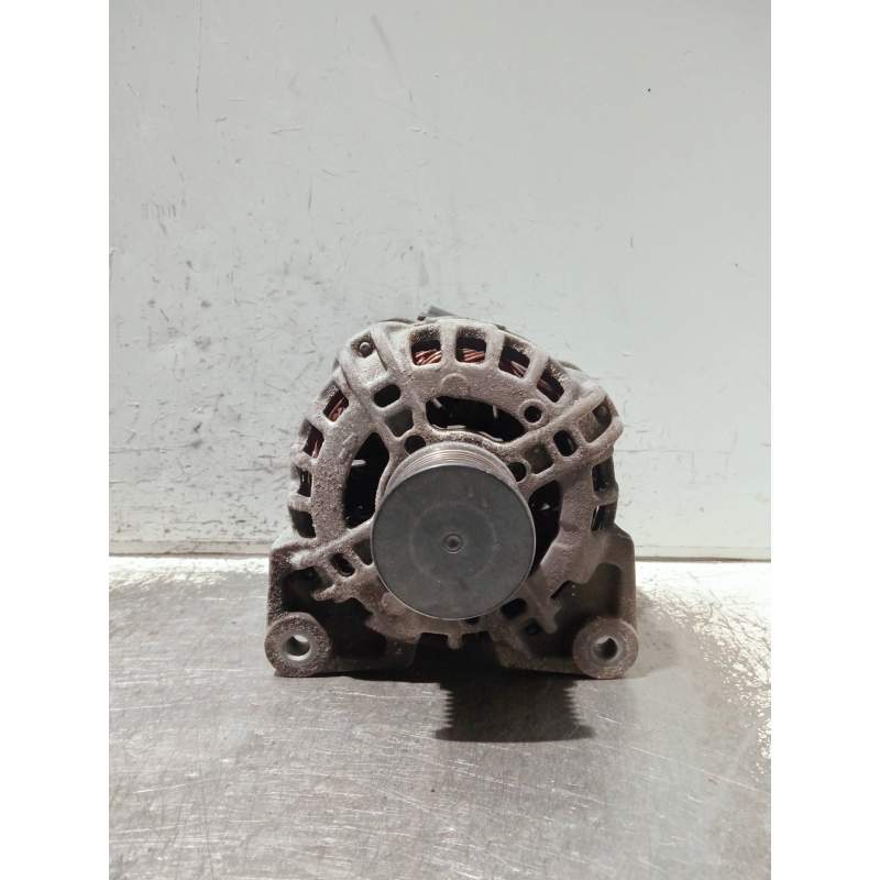 Recambio de alternador para smart forfour referencia OEM IAM 231006007R F000BL04C4 