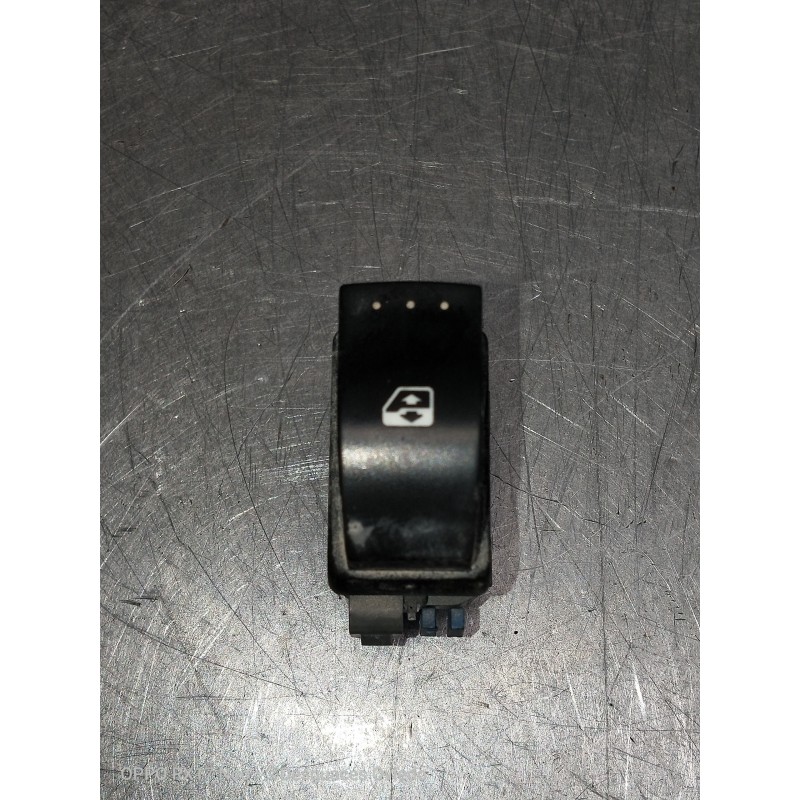 Recambio de mando elevalunas delantero derecho para renault kangoo authentique referencia OEM IAM 4768091287  4P