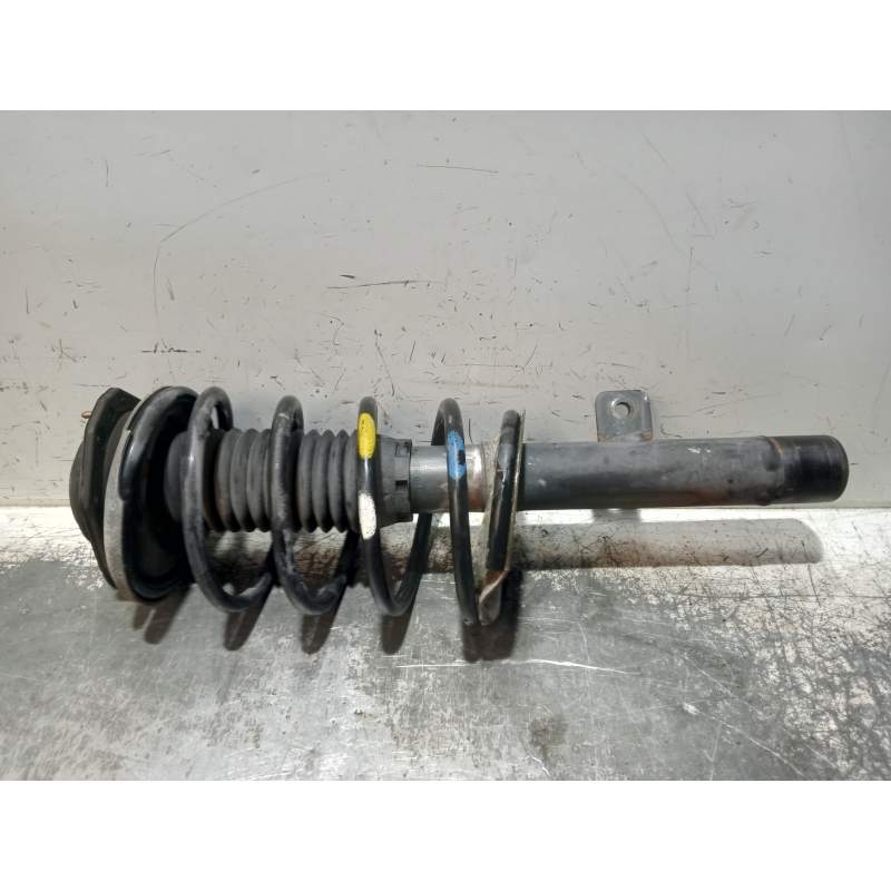 Recambio de amortiguador delantero izquierdo para peugeot 306 break boulebard referencia OEM IAM  19D 2000