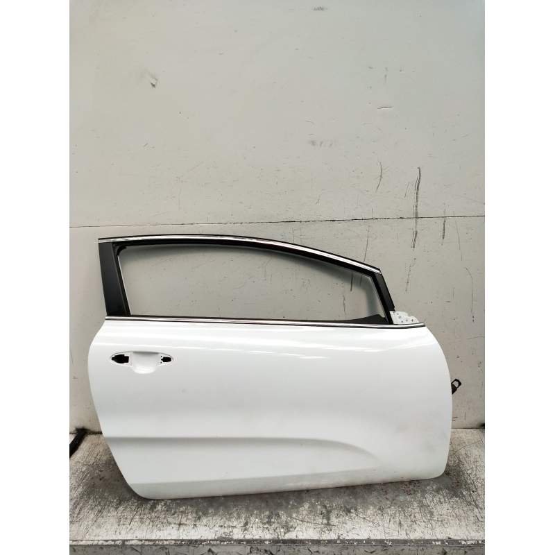 Recambio de puerta delantera derecha para kia cee´d (jd) 1.6 gdi referencia OEM IAM  3P 2012