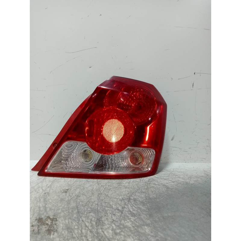 Recambio de piloto trasero derecho para daewoo kalos 1.4 sr referencia OEM IAM   5P