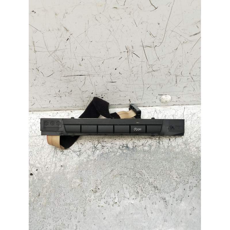 Recambio de mando multifuncion para bmw serie 1 berlina (e81/e87) 120d referencia OEM IAM 6131697091905  2005