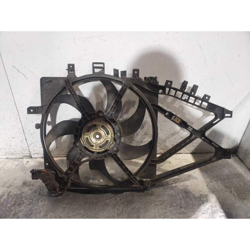 Recambio de electroventilador para opel combo (corsa c) familiar referencia OEM IAM 8038845 24445176 2003