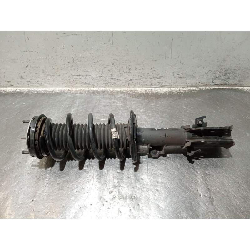 Recambio de amortiguador delantero derecho para ford puma referencia OEM IAM L1TC18045 1A101266A 2019