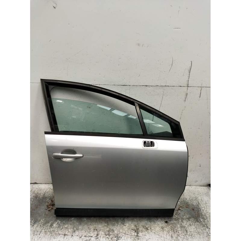 Recambio de puerta delantera derecha para citroën c4 i sedán 1.6 hdi referencia OEM IAM  4P 2004
