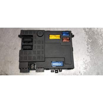 CAJA RELES / FUSIBLES 9644648680 73007412 2001