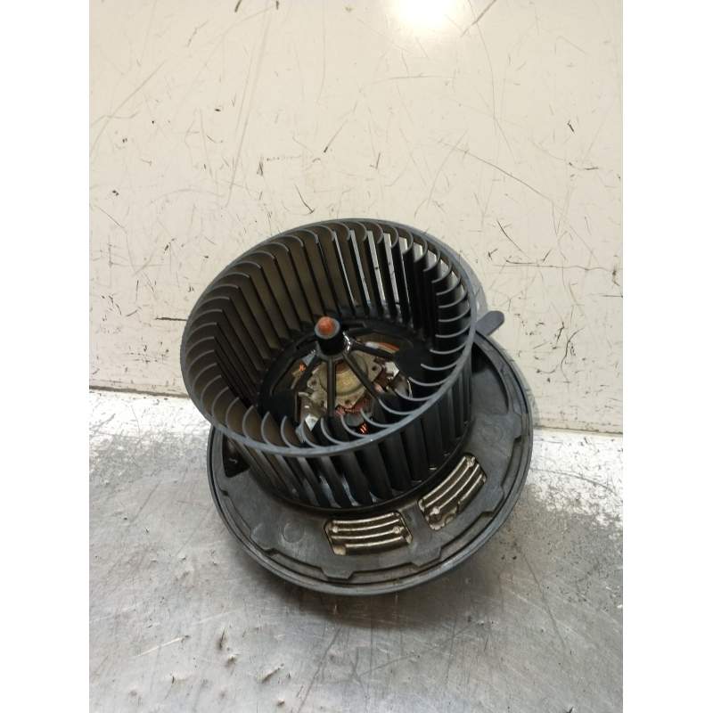 Recambio de motor calefaccion para bmw 3 (e90) 318 d referencia OEM IAM 64119227670 992793EE 2008