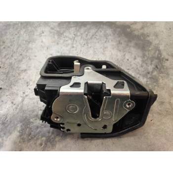 MOTOR CIERRE CENTRALIZADO DELANTERO DERECHO 7229458 4P 2014