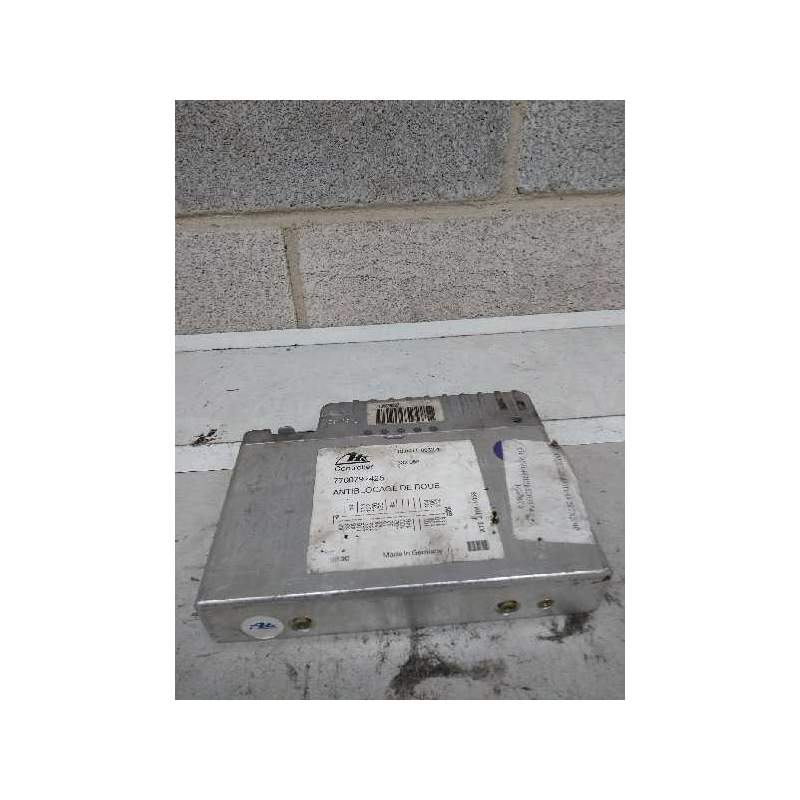 Recambio de centralita abs para renault 21 berlina (b/l48) referencia OEM IAM 10091100324 7700792425 
