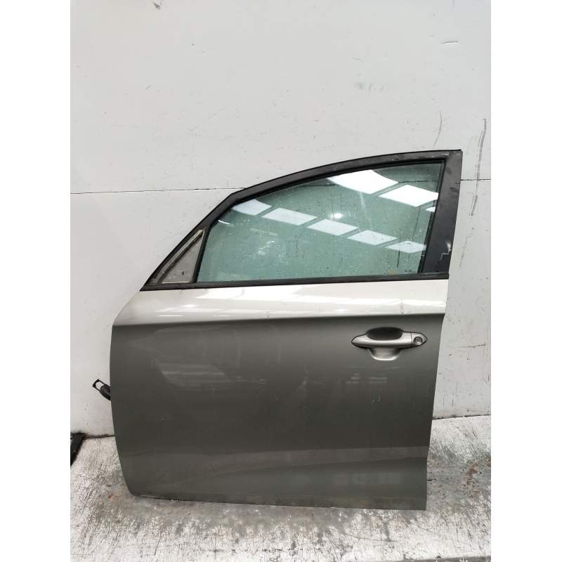 Recambio de puerta delantera izquierda para kia carens iv 1.7 crdi referencia OEM IAM  5P 2013
