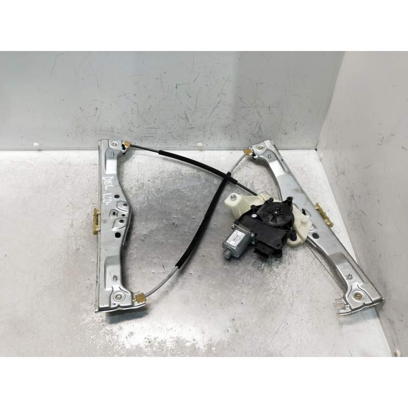 Recambio de elevalunas delantero izquierdo para citroën c4 cactus bluehdi 100 referencia OEM IAM 9827307180 0130822701 5P