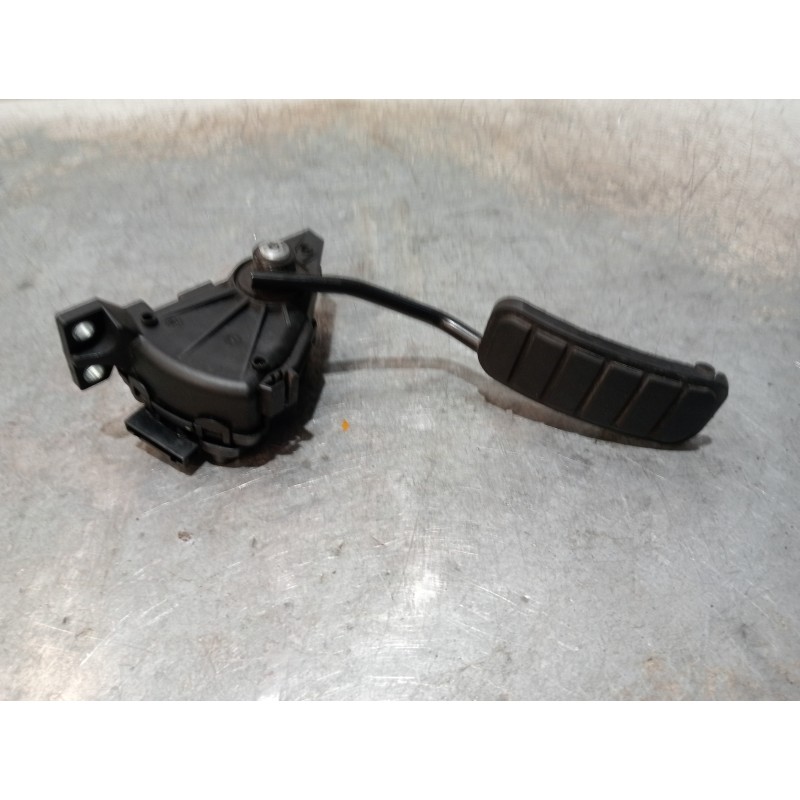 Recambio de potenciometro pedal para renault mascott fg 160. 35/55/65 cabina individual referencia OEM IAM 8200313107 6PV0081190