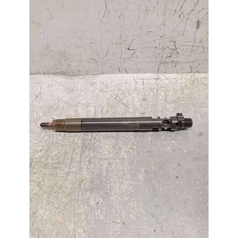 Recambio de inyector para peugeot 5008 premium referencia OEM IAM 968619108  DELPHI