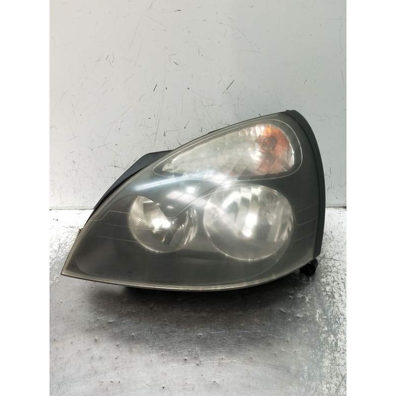Recambio de faro izquierdo para renault clio ii (bb_, cb_) 1.5 dci (b/cb07) referencia OEM IAM   2001