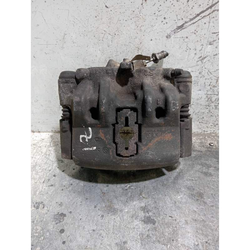 Recambio de pinza freno delantera izquierda para nissan cabstar 09.06 referencia OEM IAM   