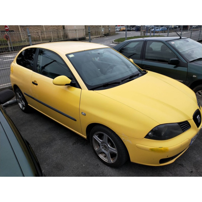 seat ibiza (6l1) del año 2002